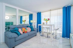 Colourful Bright Centred Aparment with Ocean View 911